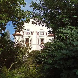 Baron Schoeneck Karlsbad
